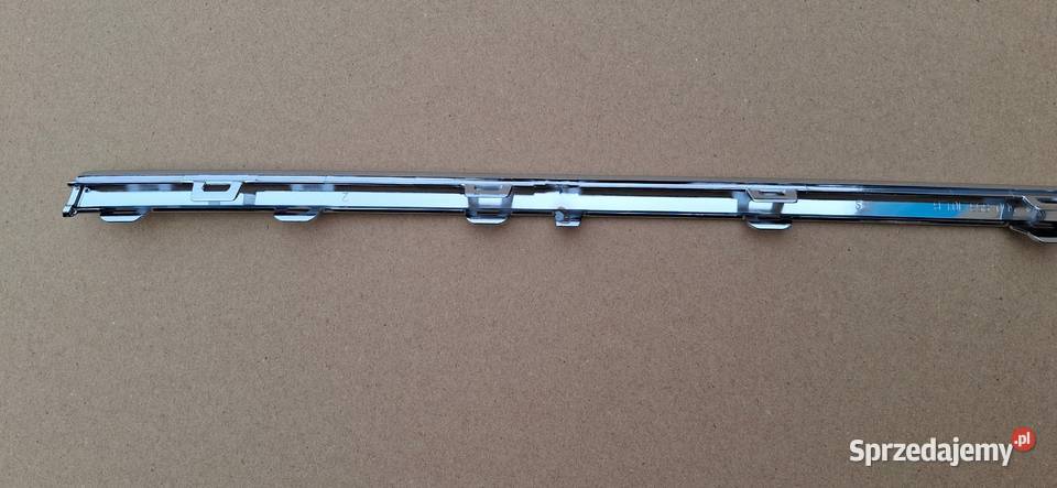 VW GOLF VII 7 LIFT LISTWA CHROM KRATKI ZDERZAKA