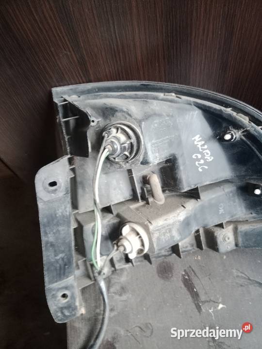Lampy tylne Mazda 626