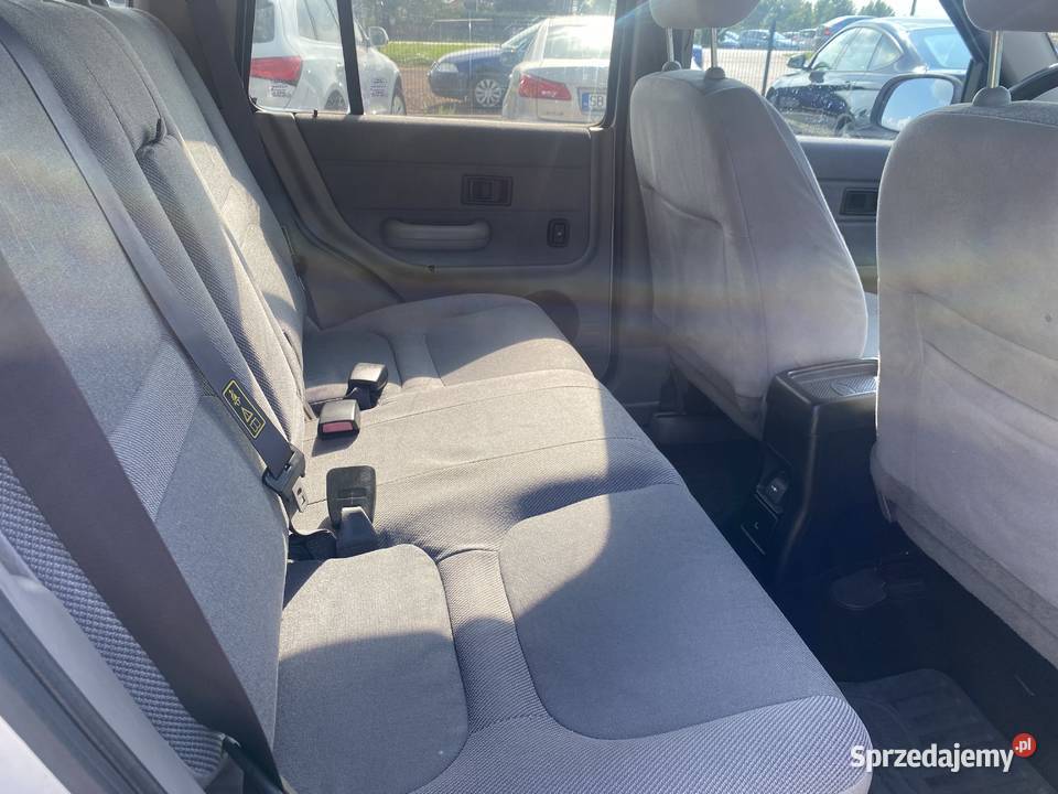 Land Rover Freelander nieuszkodzony Paniówki