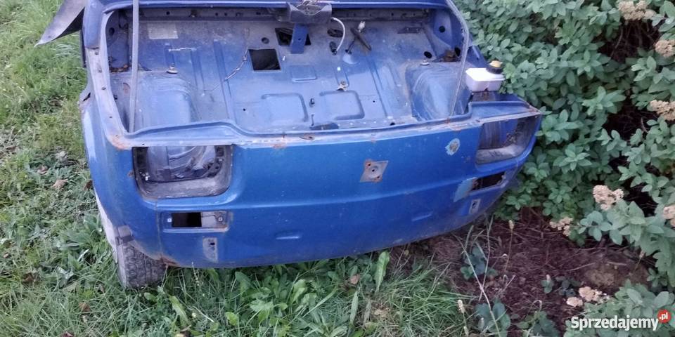 Fiat 126p uszkodzony