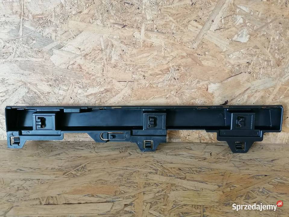 BMW F20 F21 ŚLIZG mocowanie progu prawe R2 osobowe wielkopolskie Pleszew