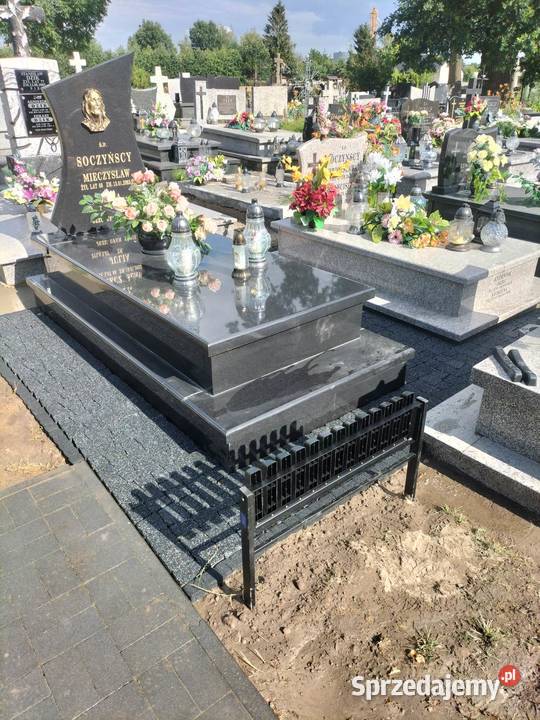 UŁADANIE KOSTKI BRUKOWEJ KARCZOWANIE KOSZEMIE Siennica Różana