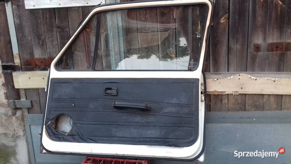 VW Golf MK 1 drzwi prawe osobowe Tomaszów Bolesławiecki sprzedam
