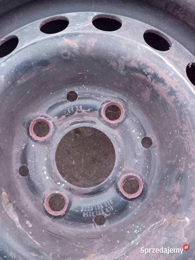 Opony zimowe z felgami 17570 R13 Samochodowe Marki