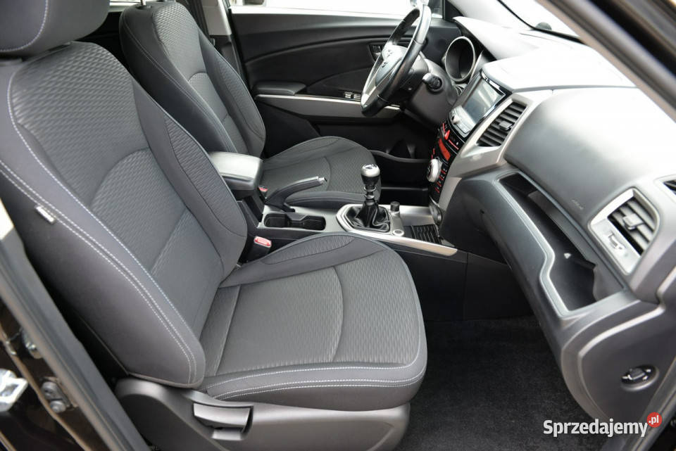 SsangYong Tivoli 16 128 Mały Przebieg LED Kamera Dąbrowa Górnicza sprzedam