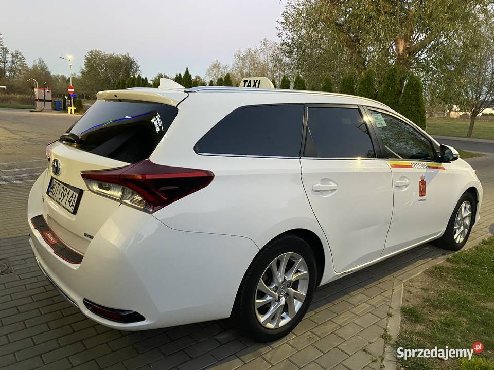 toyota auris hybryda z LPG okazja mazowieckie