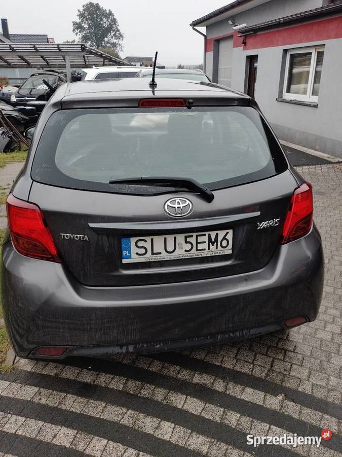 Sprzedam Toyota Yaris 2015 centralny zamek