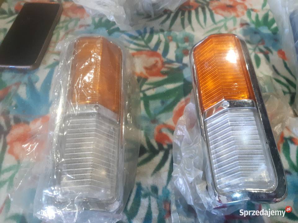 Kierunkowskazy z postojówkami do Fiata 125p ST Lampy przednie Koluszki