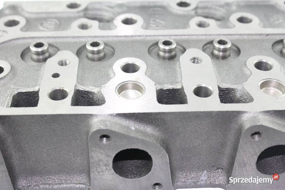 Głowica Cylindrów Kubota Silnika D905 Silnik i osprzęt Tajęcina