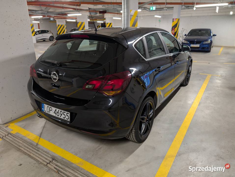 Opel Astra J 14 Turbo LPG nieuszkodzony