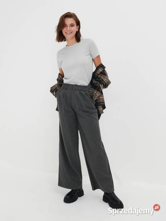 szary tshirt Sinsay Bluzki i koszule małopolskie Olkusz