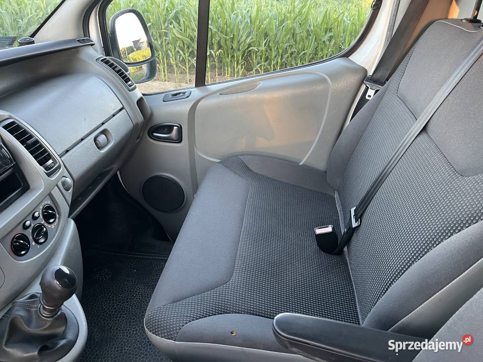 Sprzedam Vivaro 20 115 izoterma Rok produkcji 2008 sprzedam