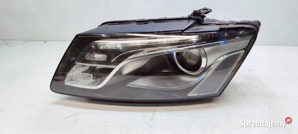 REFLEKTOR LEWY PRZÓD XENON SKRĘTNY AUDI Q5 8R osobowe Lampy przednie