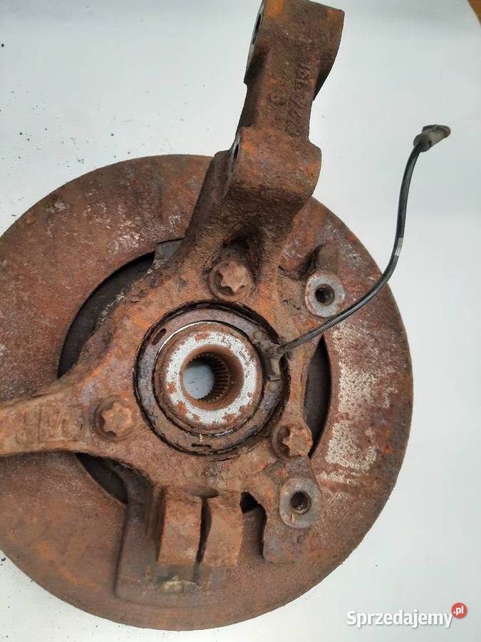 Opel Astra III 3 H 16 16V piasta zwrotnica lewa Ksawerów