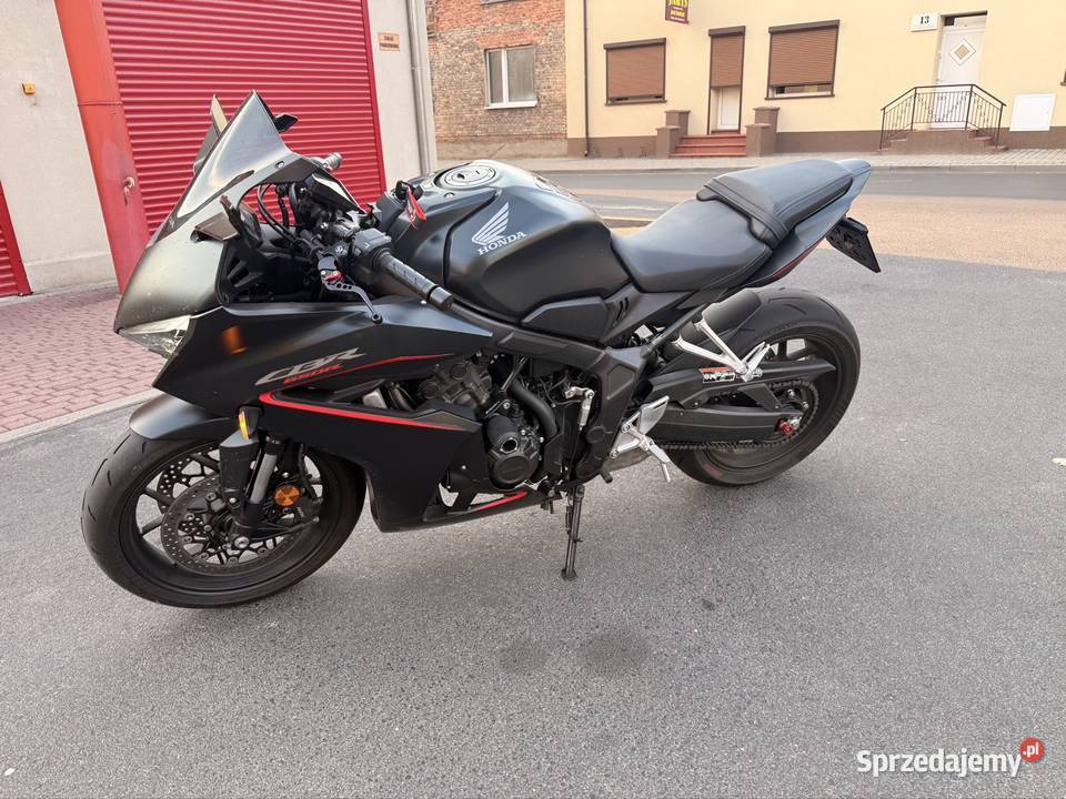 Honda CBR650R eclutch 2025r niski przebieg Ostrowite