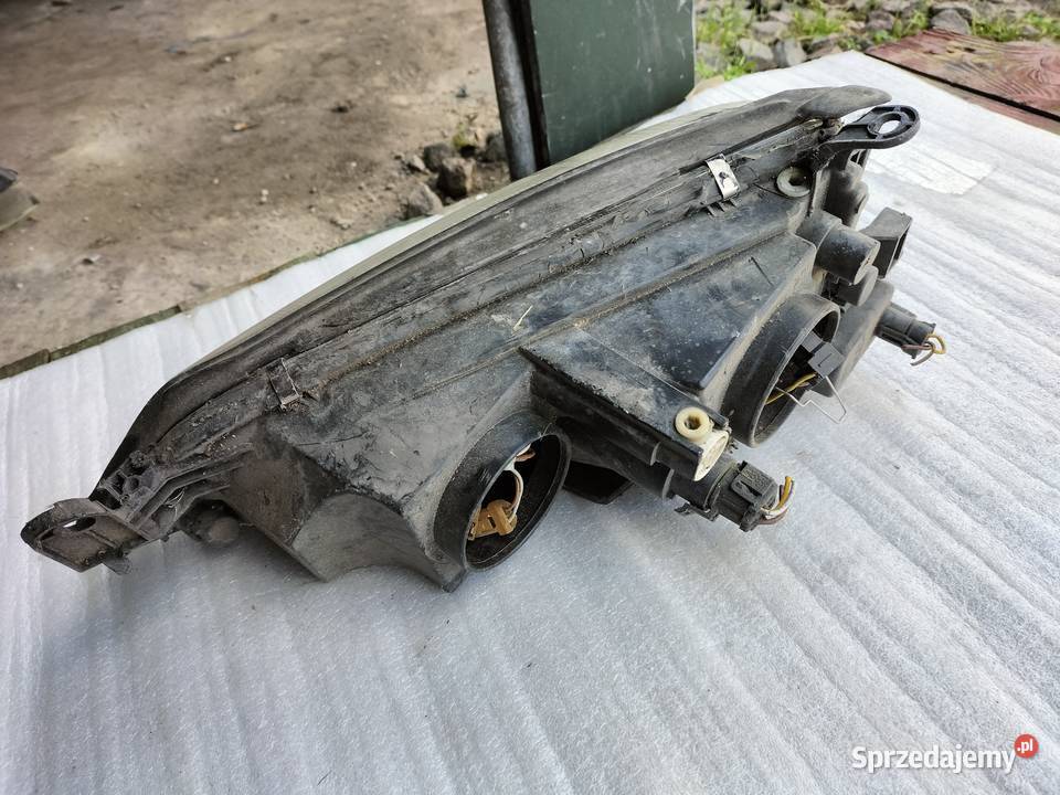 OPEL VECTRA B LAMPA PRZÓD PRZEDNIA PRAWA osobowe lubelskie Kamień-Kolonia