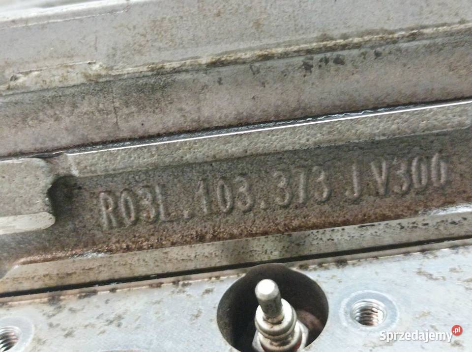 GŁOWICA KOMPLETNA R 03L103373J 20 TDI Skoda Yeti osobowe