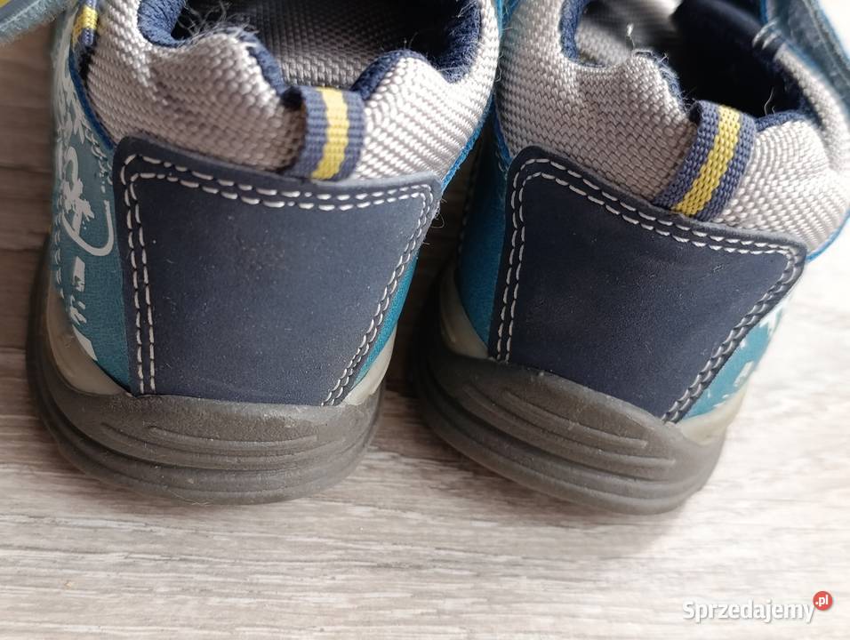 adidasy dziecięce rozmiar 23 długość wkładki 15 Poznań