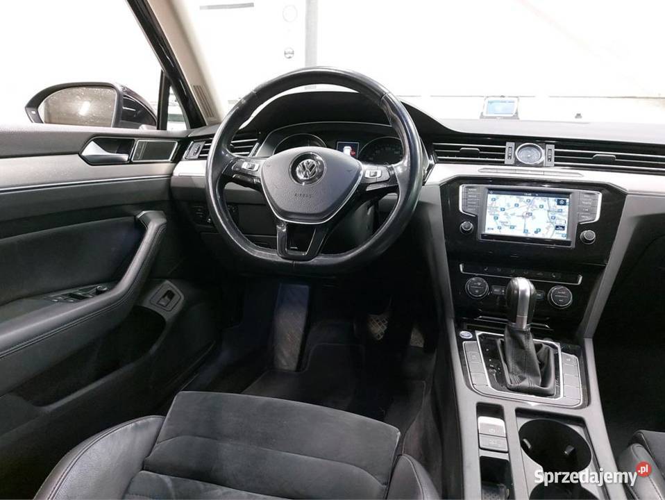 Passat 2016 HIGHLIGH Belgii DSG pogrzewana sprowadzony Passat Warszawa