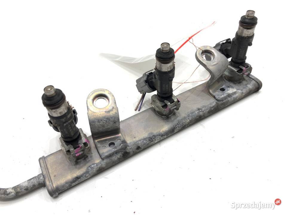 LISTWA WTRYSKOWA MITSUBISHI MIRAGE SPACE STAR osobowe sprzedam