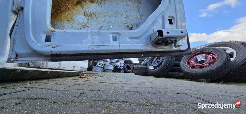 DRZWI PRAWE TYŁ CHEVROLET EXPRESS BOCZNE osobowe kujawsko-pomorskie Lipno