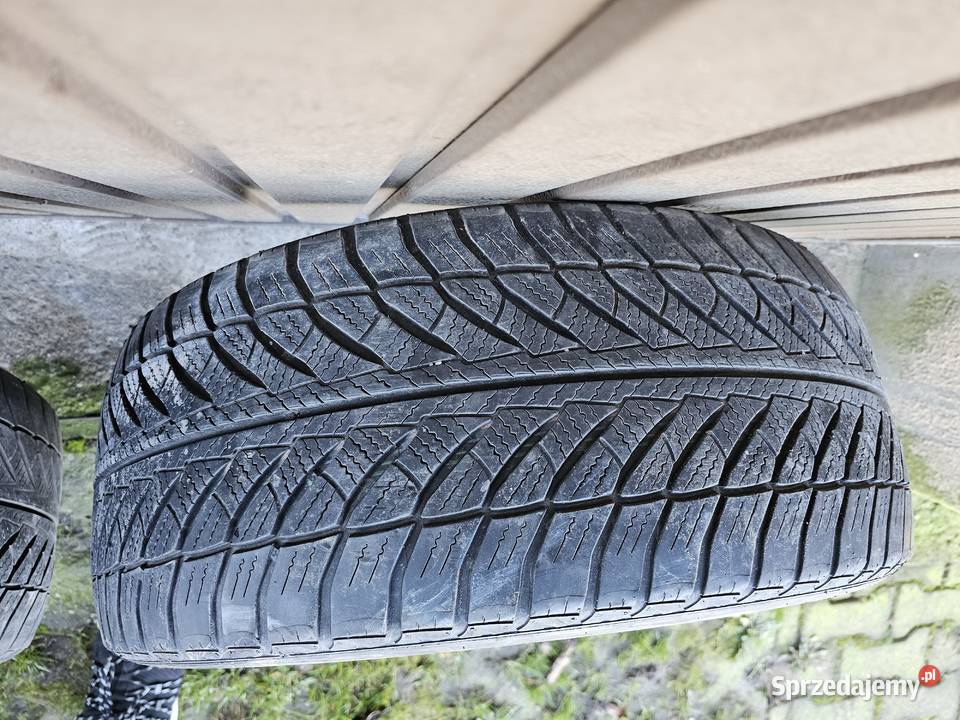 Opony zimowe Good Year UltraGrip 8 24545R19 102 Ostrów Wielkopolski