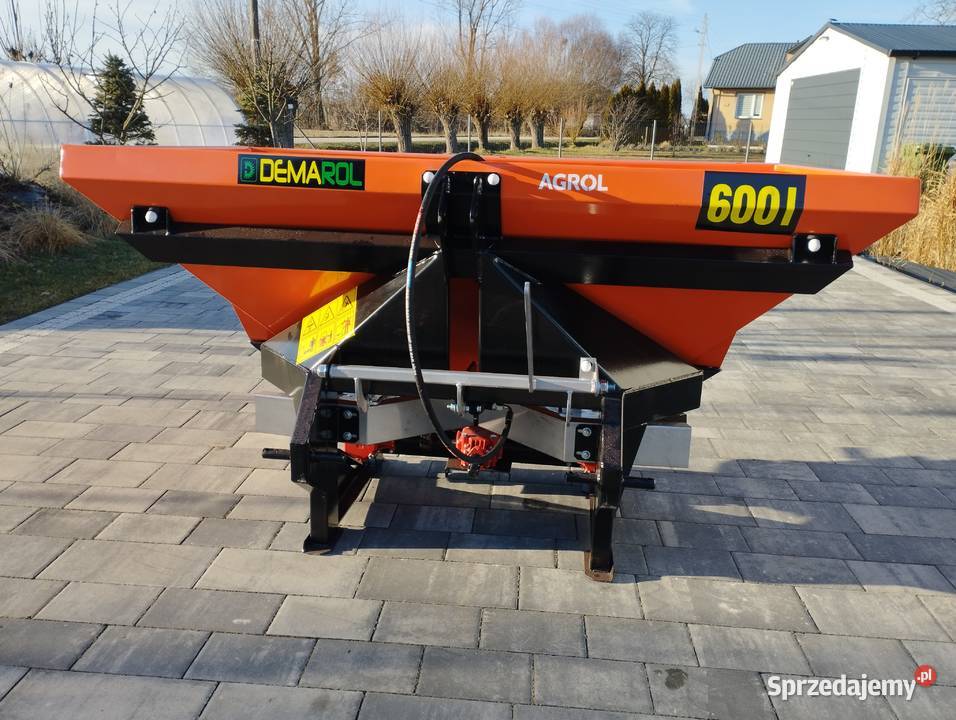 Dwutalerzowy rozsiewacz do nawozu 4001200L Rozsiewacze nawozów Włosań sprzedam