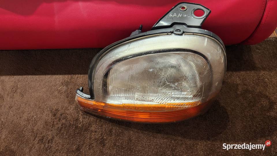 LAMPA RENAULT KANGOO 4X4 LEWY PRZOD KIEROWCY osobowe Wieliczka
