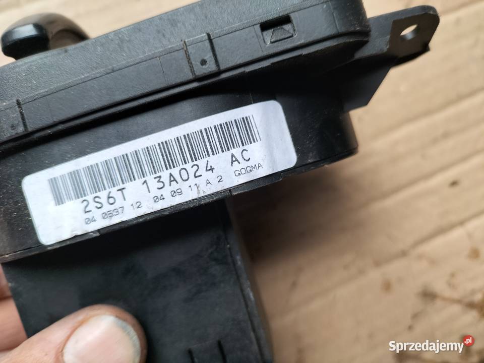WŁĄCZNIK ŚWIATEŁ FORD FIESTA MK6 2S6T13A024AC Motoryzacja Kamień-Kolonia