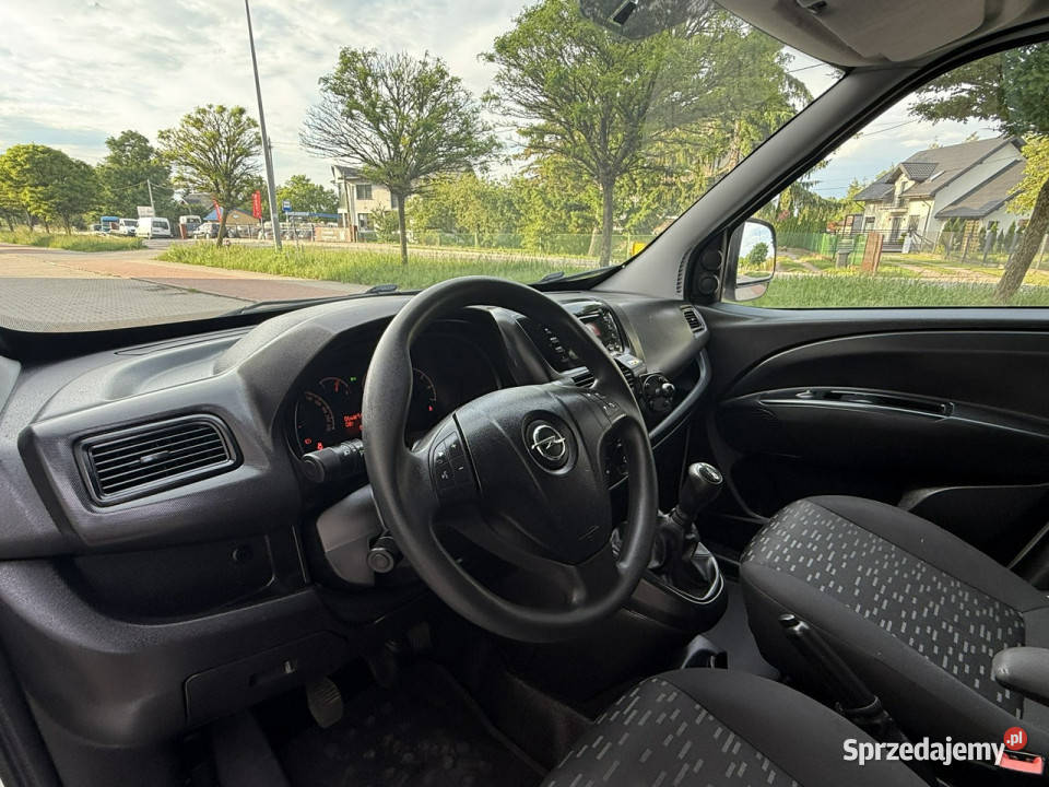 Opel Combo Opel Combo 13CDTi 2016R L2H1 Long światła przeciwmgłowe Sokołów Podlaski