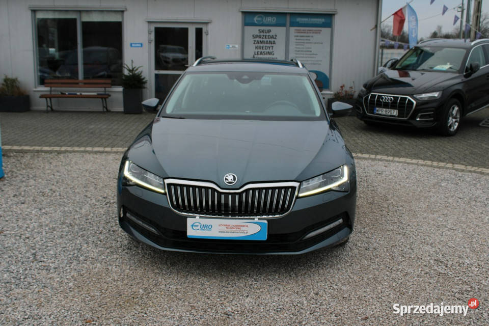 koda Superb Ambition DSG Nawigacja netto 69 837