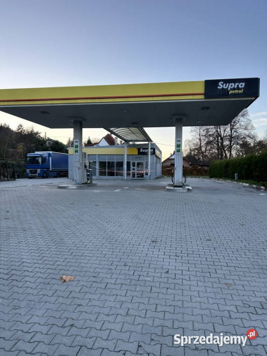 Syndyk sprzeda stację benzynową w Zabierzowie 1600m2 Zabierzów
