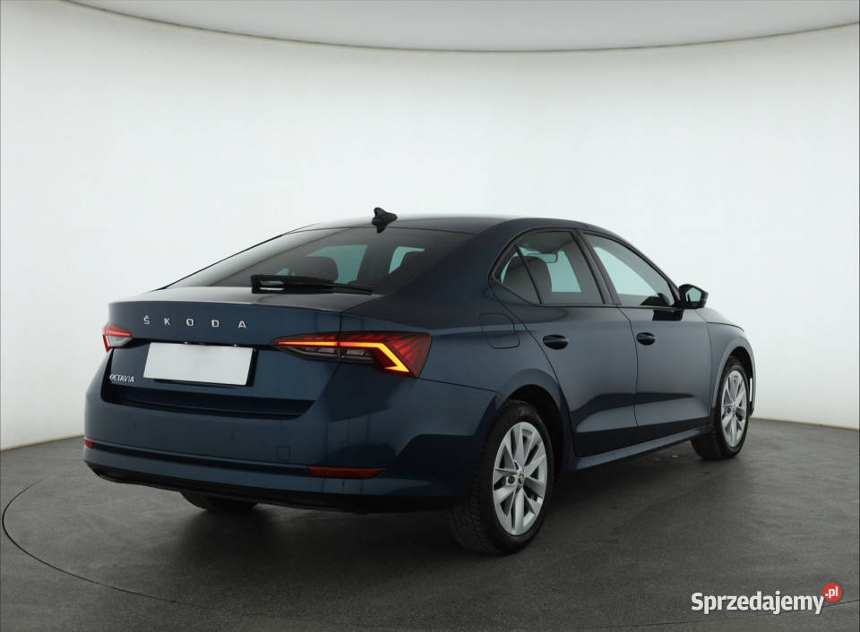 Skoda Octavia 20 TDI niebieski mazowieckie Piaseczno