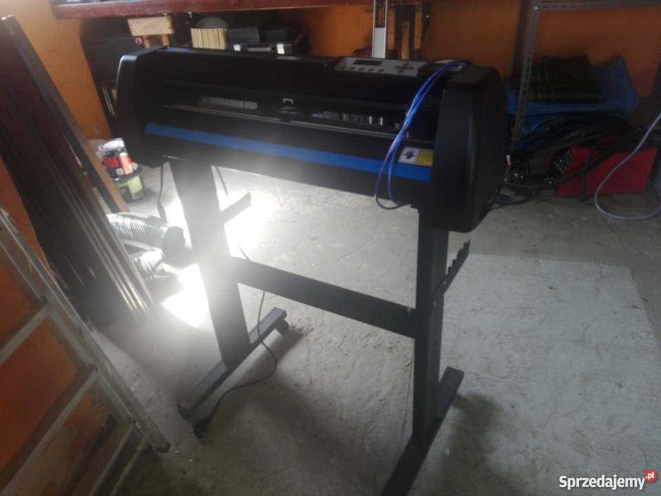 Ploter tnący Seron 700USB Produkcja