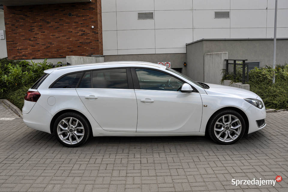 Opel Insignia 20CDTI Lift 2014 r Bezwypadkowy