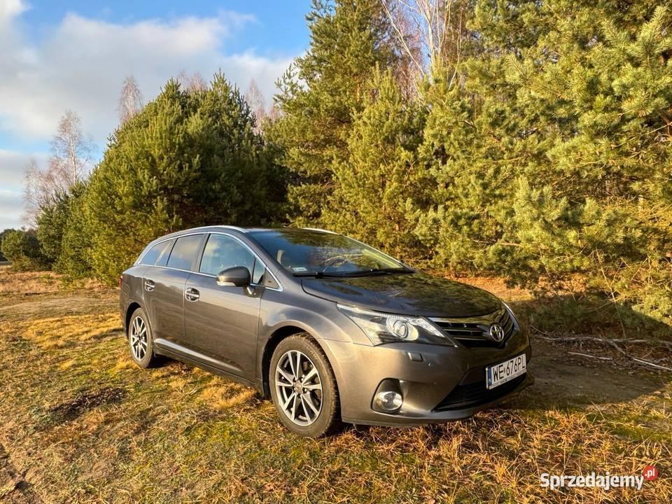 Toyota Avensis Premium MS Benzyna 18LPG szary Warszawa
