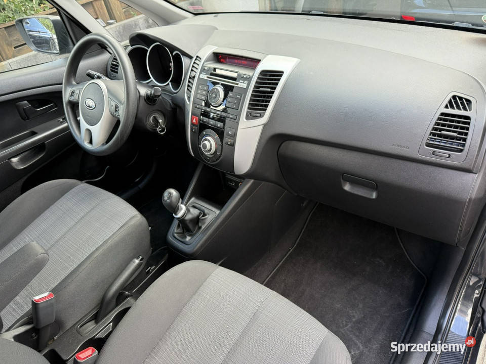 Kia Venga Zadbana niski oryginalny przebieg światła LED