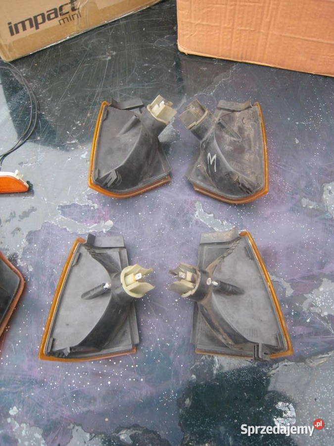 Kierunkowskaz przedni przód prawy lewy Volvo 340 osobowe