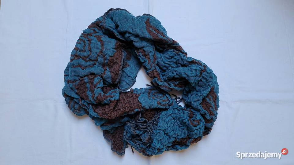 Delikatny elegancki długi szal Piekary Śląskie sprzedam