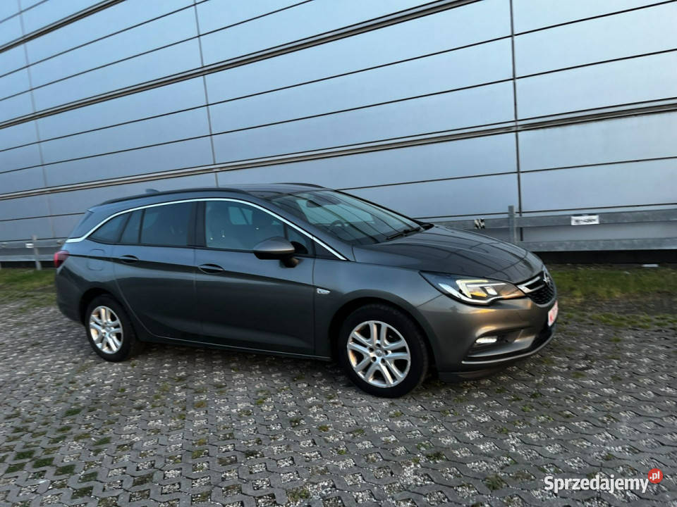 Opel Astra 10 Turbo bezwypadkowy FVAT bluetooth Rozalin