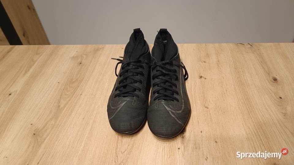 Korki Buty NIKE CV0790 rozmiar 36 wkładka 22 chłopiec Łódź