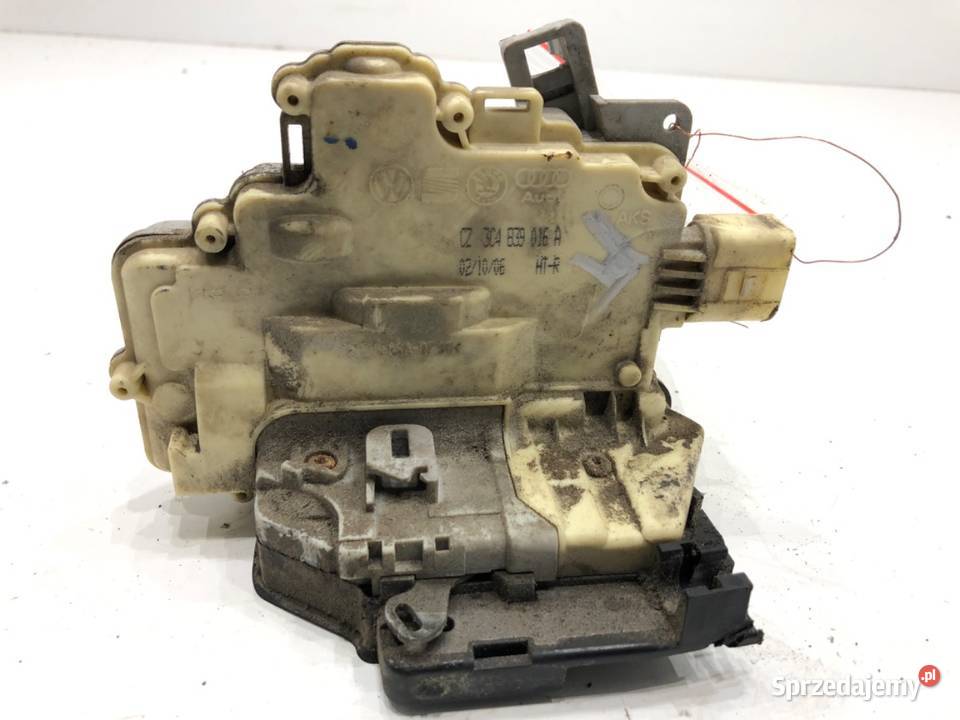 ZAMEK DRZWI PRAWY TYŁ VW PASSAT B6 Kombi