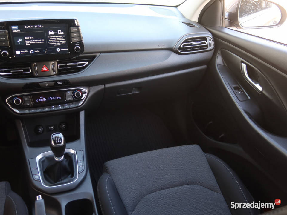 Hyundai i30 15 TGDI MHEV czujnik parkowania Katowice sprzedam