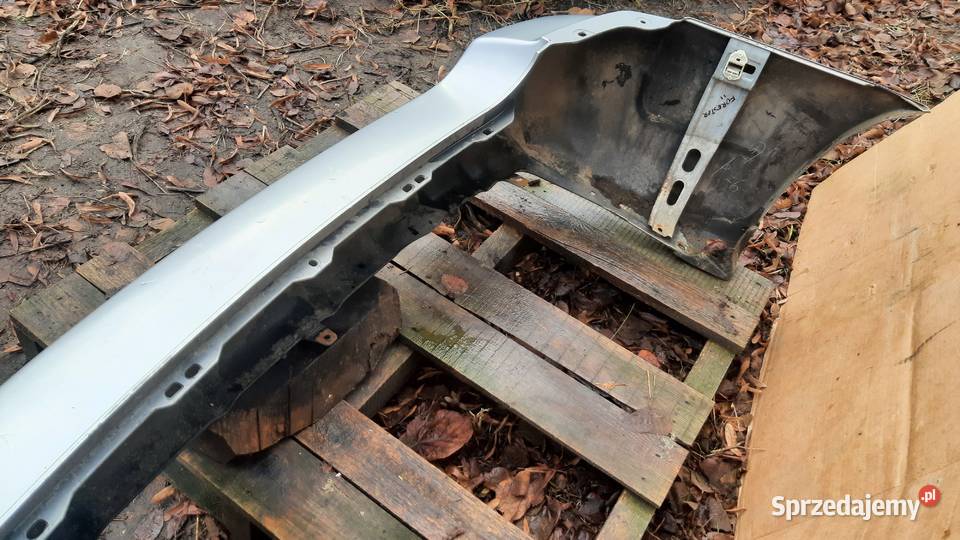 zderzak tył tylny subaru Forester II SG Dębno