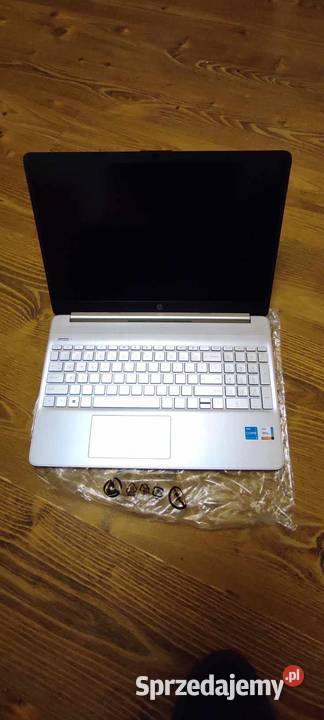 Laptop NOWY HP 15sfq4489nw IntelCorei5 512gb sprzedam
