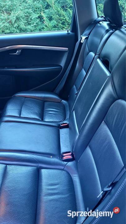 Volvo xc70 24d D5 185 Cudzynowice