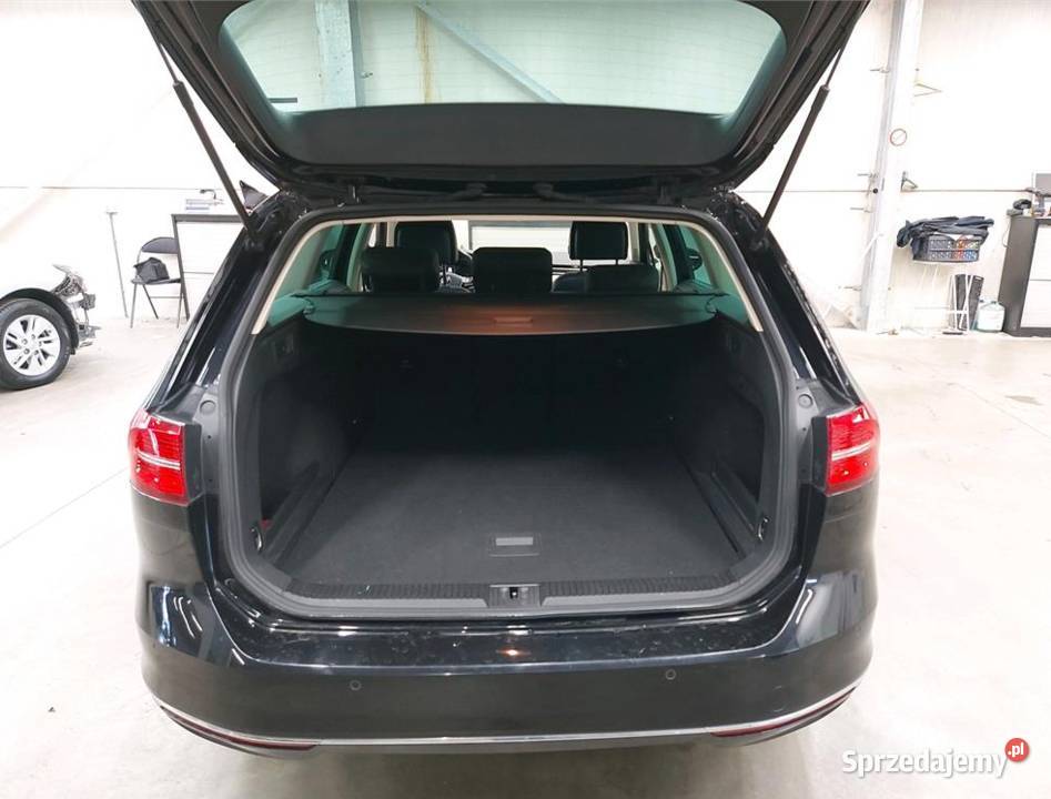 Passat 2016 HIGHLIGH Belgii DSG pogrzewana pełny VAT Warszawa sprzedam