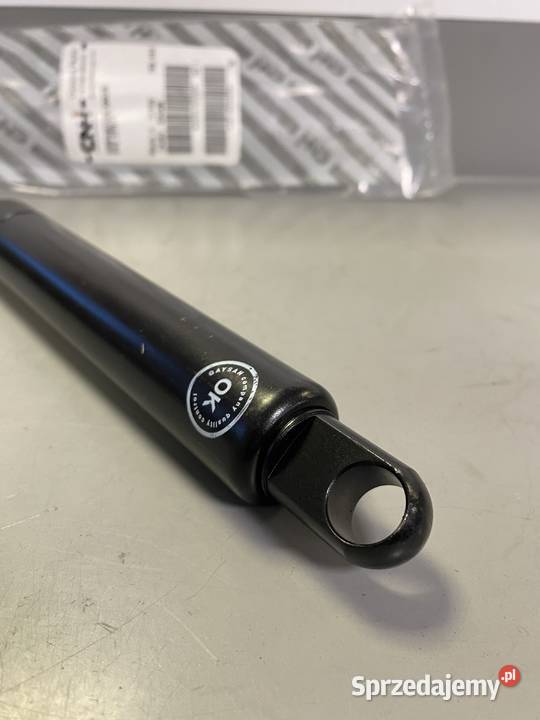 Siłownik gazowy kolumny kierowniczej Case Białystok