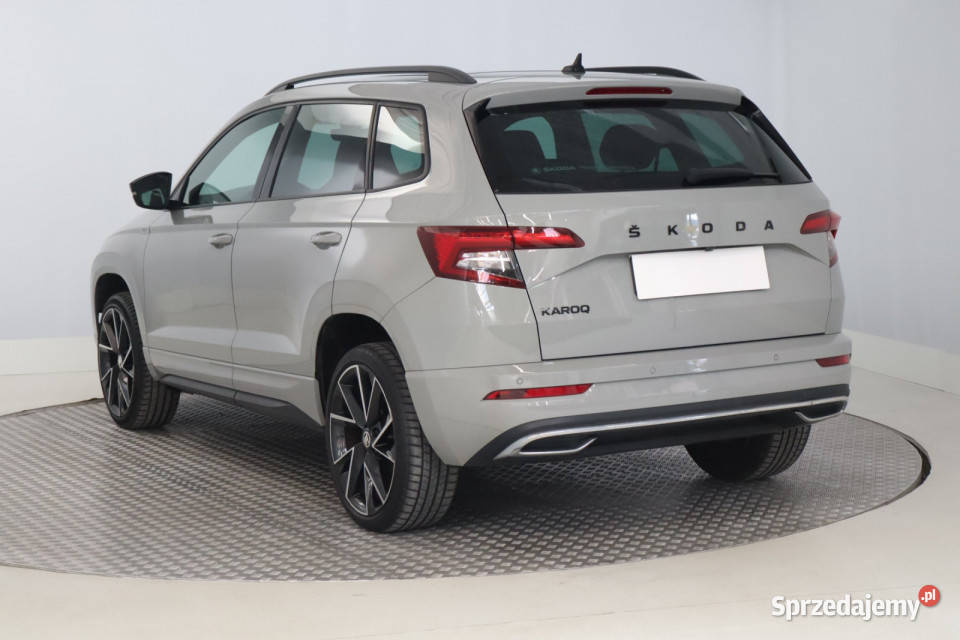 Skoda Karoq 15 TSI asystent pasa ruchu Zabrze