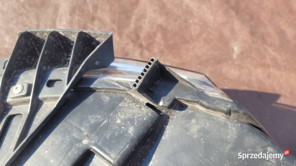 LAMPA LEWY PRZÓD REFLEKTOR LEWY CITROEN C4 osobowe Lampy przednie Ruda Śląska